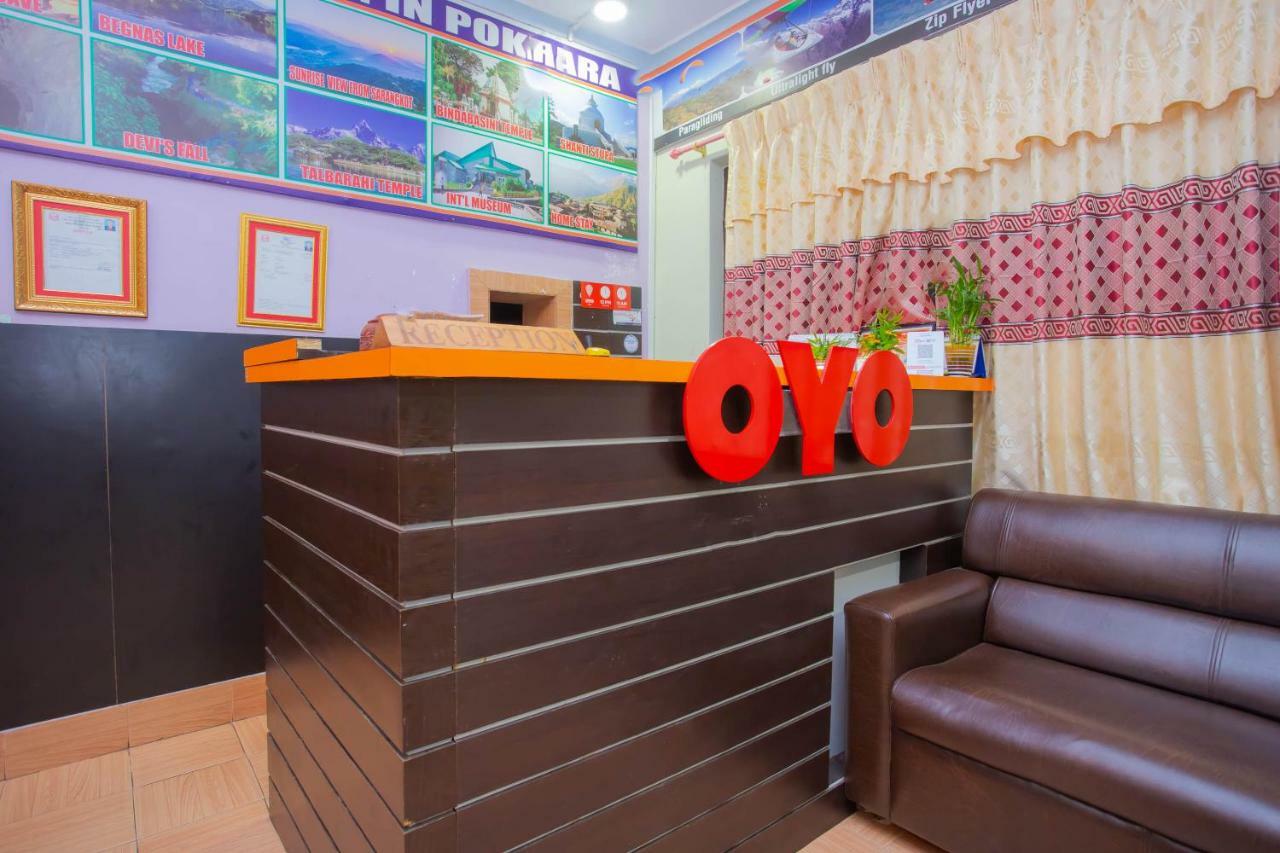 Oyo 575 Api Suites Pokhara Eksteriør billede