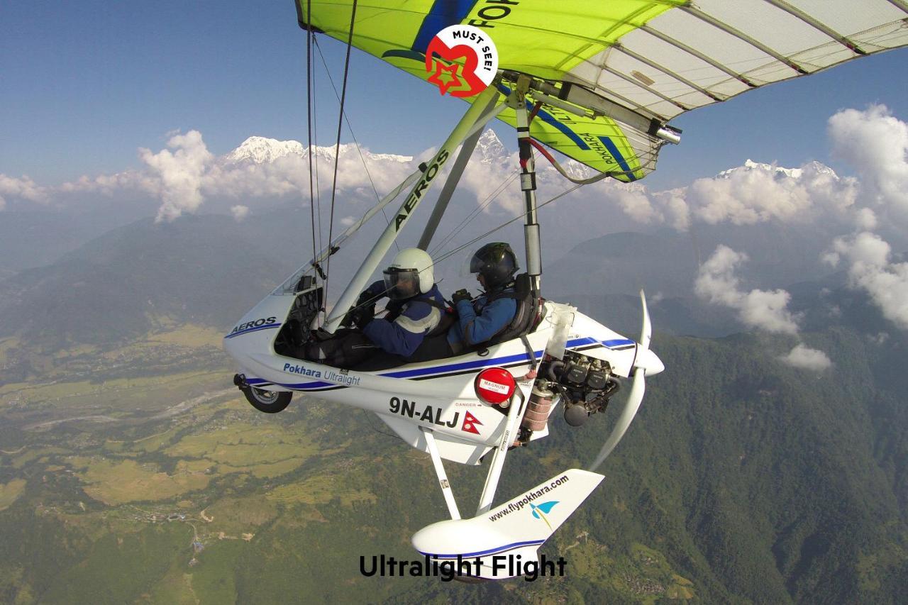 Oyo 575 Api Suites Pokhara Eksteriør billede