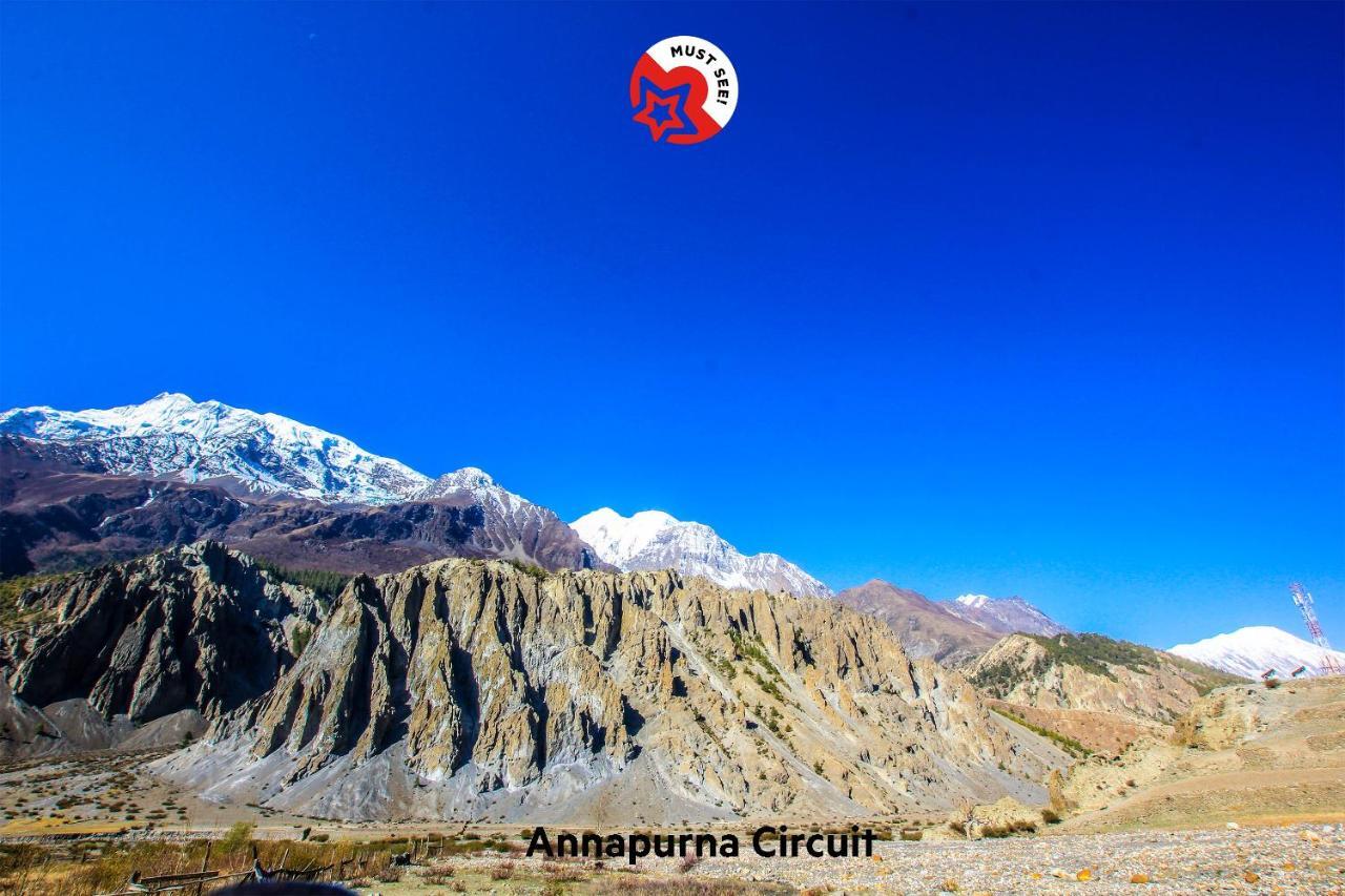 Oyo 575 Api Suites Pokhara Eksteriør billede